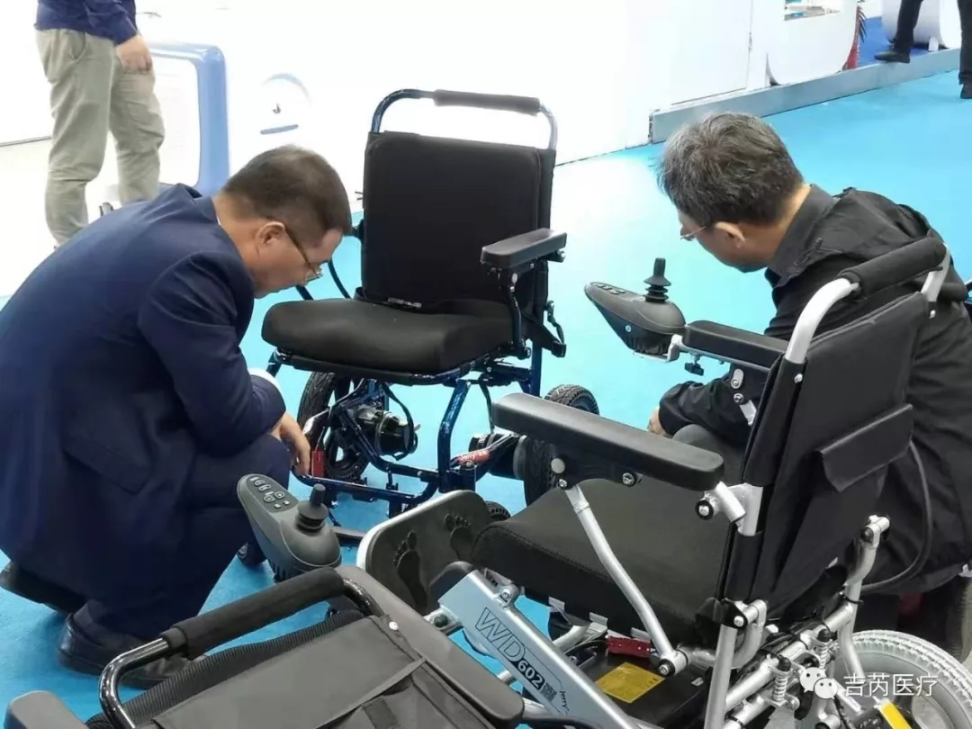 電動輪椅輕便輪椅自動輪椅